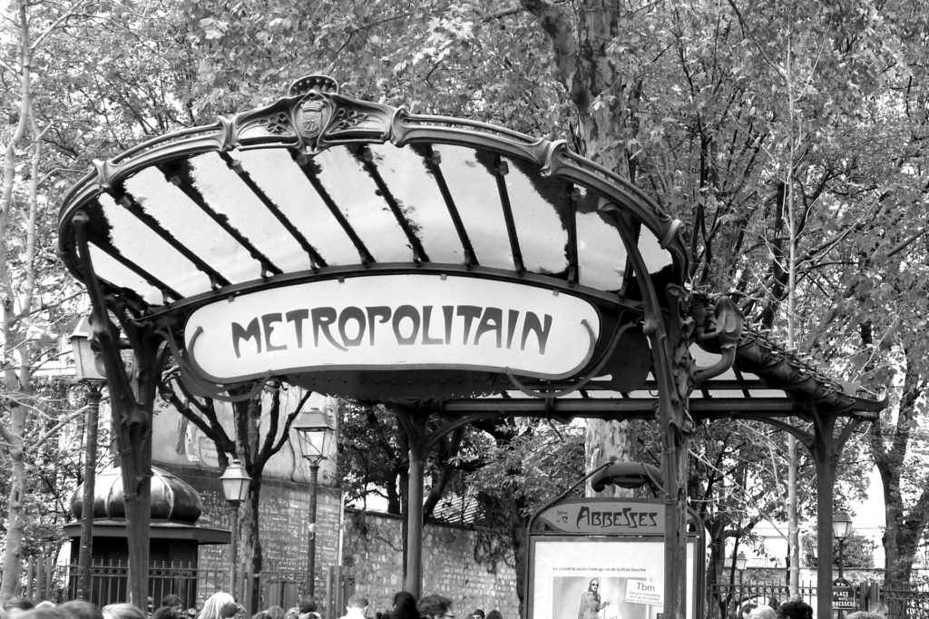 entrée du métro à Paris - Hector Guimard
